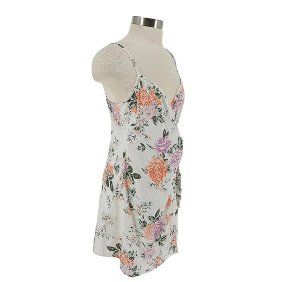 ASOS Design Fit Flare Mini Wrap Dress White Floral V Neck Tie - Picture 3 of 8